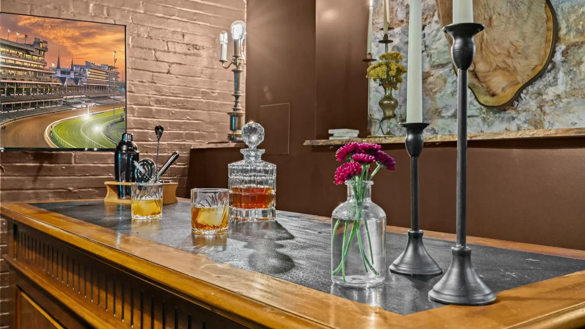 Gatsby Glam 3Br Speakeasy Retreat In Louisville